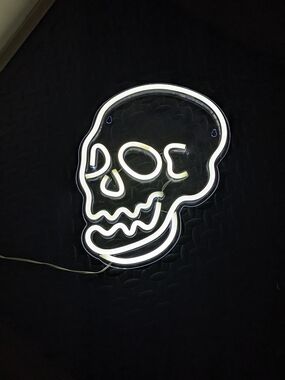 Neon Skull Wall Light - White LED